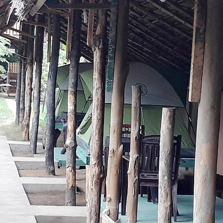 Villa Champagne Tissamaharama Bagian luar foto