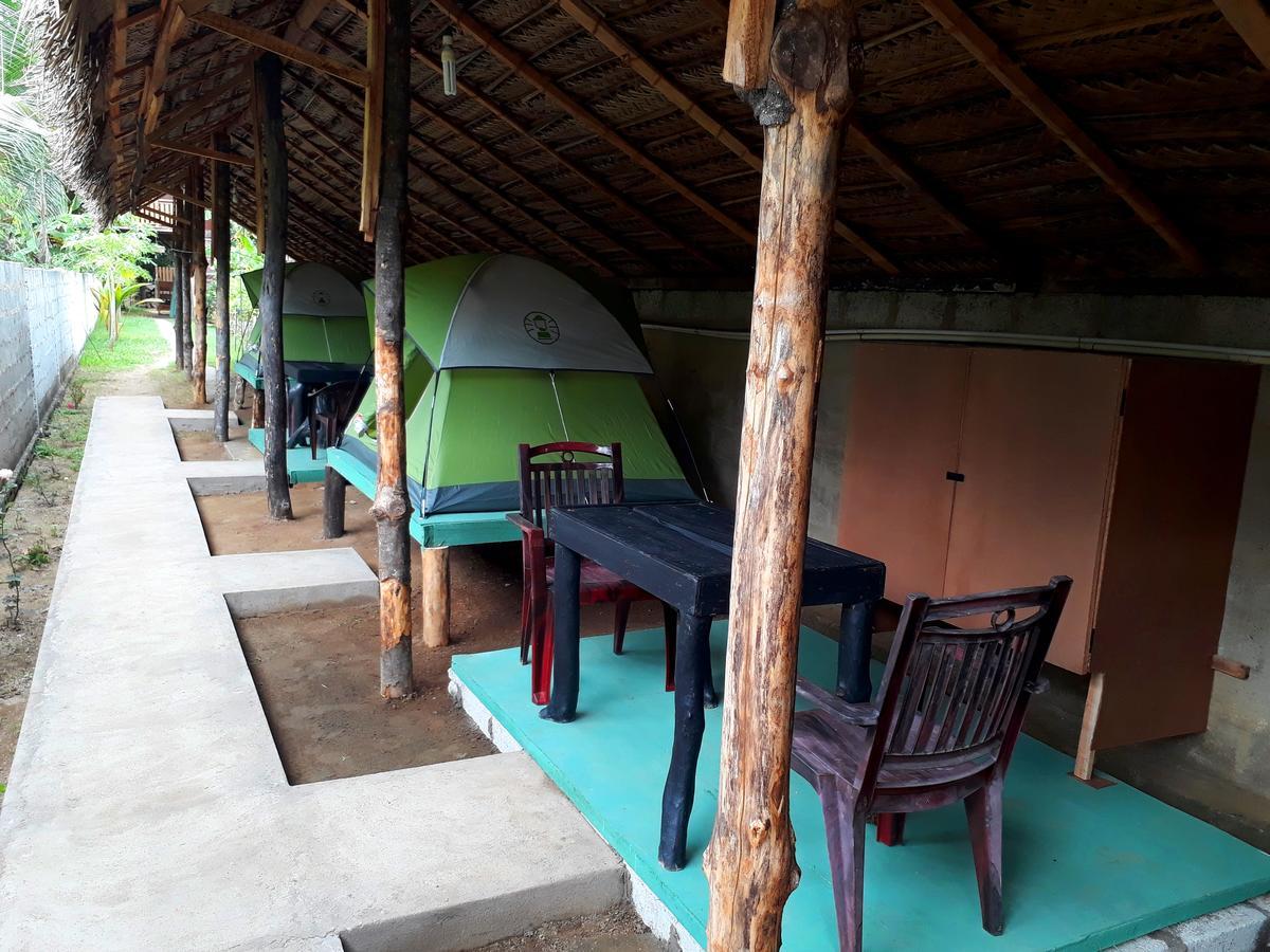 Villa Champagne Tissamaharama Bagian luar foto